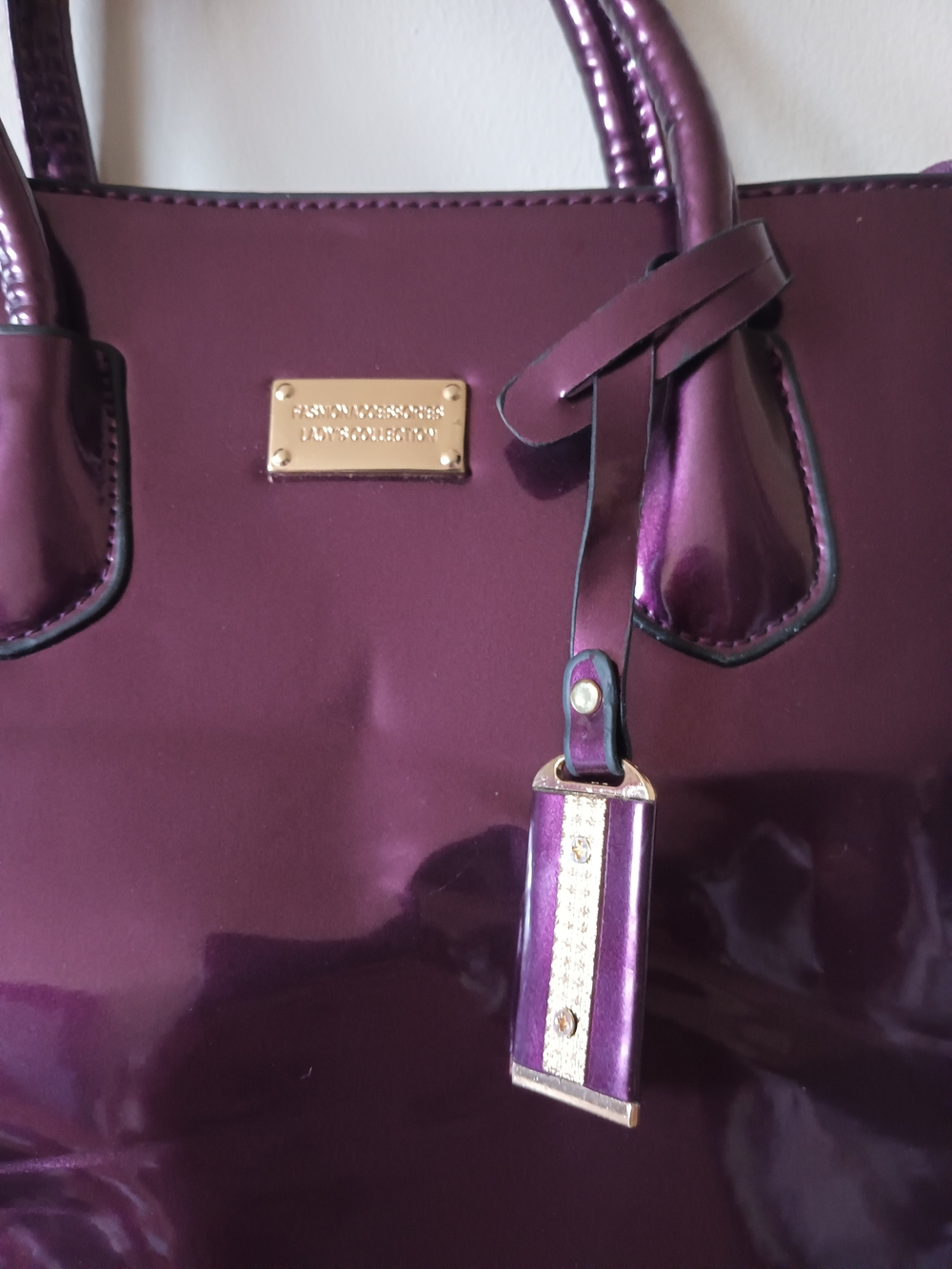 FASHION ACCESSORIES LADY'S COLLECTION SHOULDER BAG